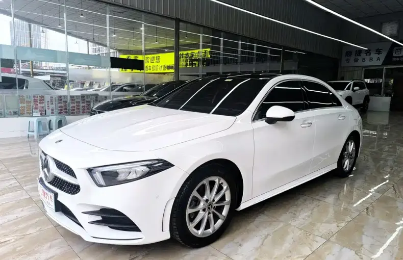 Mercedes-Benz A-Class 2021 из Китая
