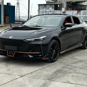 Changan UNI-V 2023 из Китая