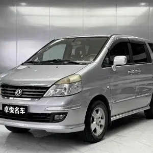 Dongfeng Yuxuan 2013 из Китая