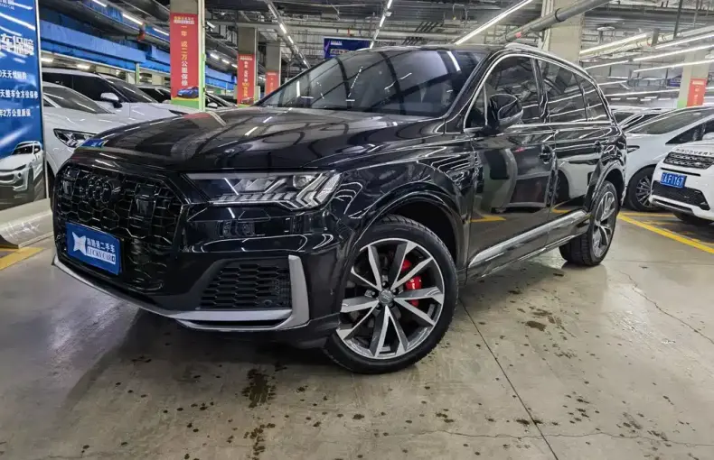 Audi Q7 2020 из Китая