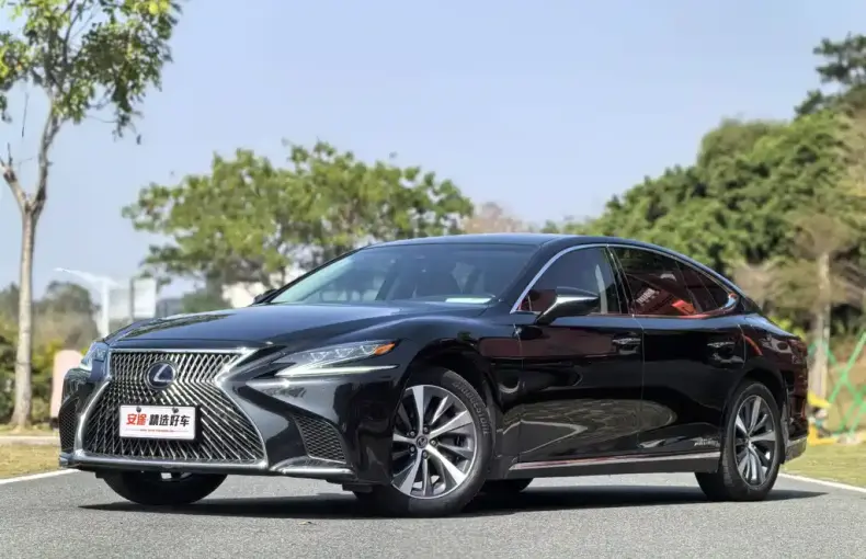 Lexus LS 2020 из Китая