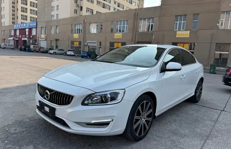 Volvo S60 2018 из Китая