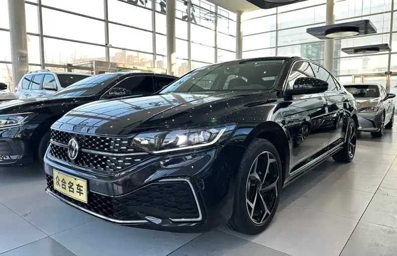 Volkswagen Passat 2025 из Китая