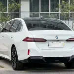 BMW 5 Series 2026 из Китая