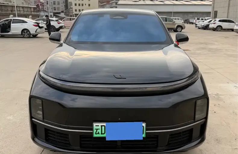 Li Auto Li L7 2023 из Китая