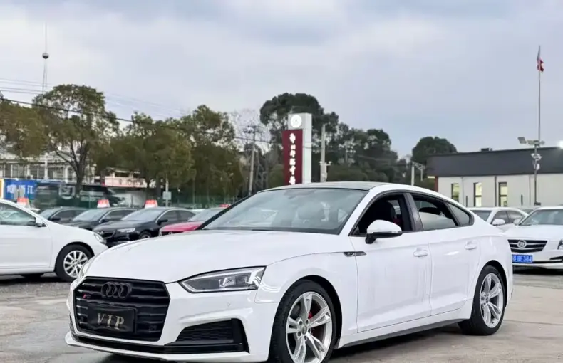 Audi A5 (Import) 2020 из Китая