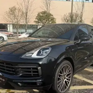 Porsche Cayenne 2023 340 л.с. — лот 57782154 из Китая