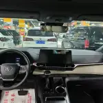 Toyota Sienna 2025 из Китая