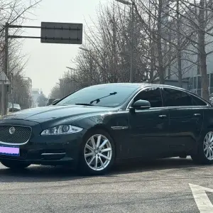Jaguar XJ 2012 из Китая