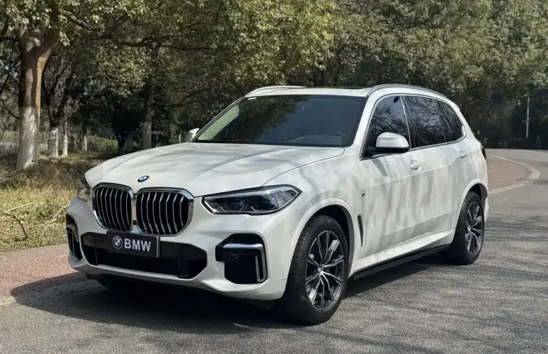 BMW X5 2023 из Китая