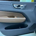 Volvo XC60 2022 250 л.с. — лот 57778598 из Китая