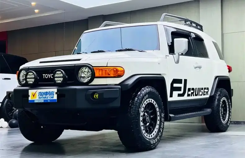 Toyota FJ Cruiser 2024 из Китая