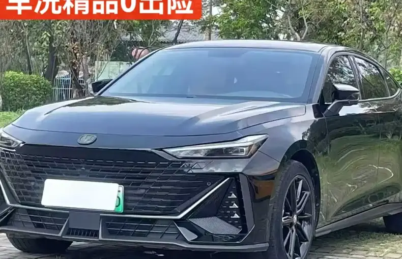 Changan UNI-V iDD 2023 из Китая