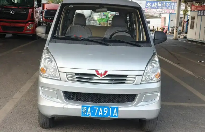 Wuling Rongguang S 2021 из Китая
