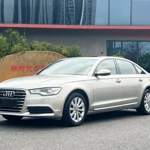 Audi A6L 2016 180 л.с. 180 л.с. из Китая