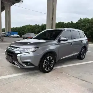 Mitsubishi Outlander 2019 166 л.с. из Китая
