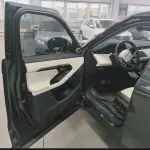Land Rover Evoque 2024 249 л.с. 249 л.с. 249 л.с. 249 л.с. из Китая