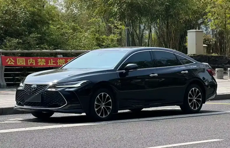 Toyota Avalon 2024 из Китая