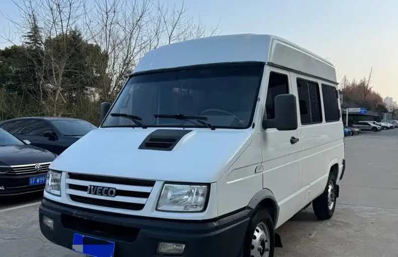 IVECO Daily 2016 из Китая