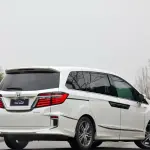 Honda Elysion 2020 из Китая