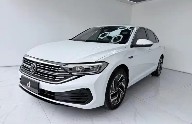 Volkswagen Sagitar 2023 из Китая