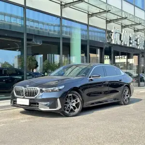 BMW 5 Series 2024 из Китая