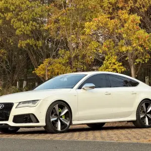 Audi S7 2014 из Китая