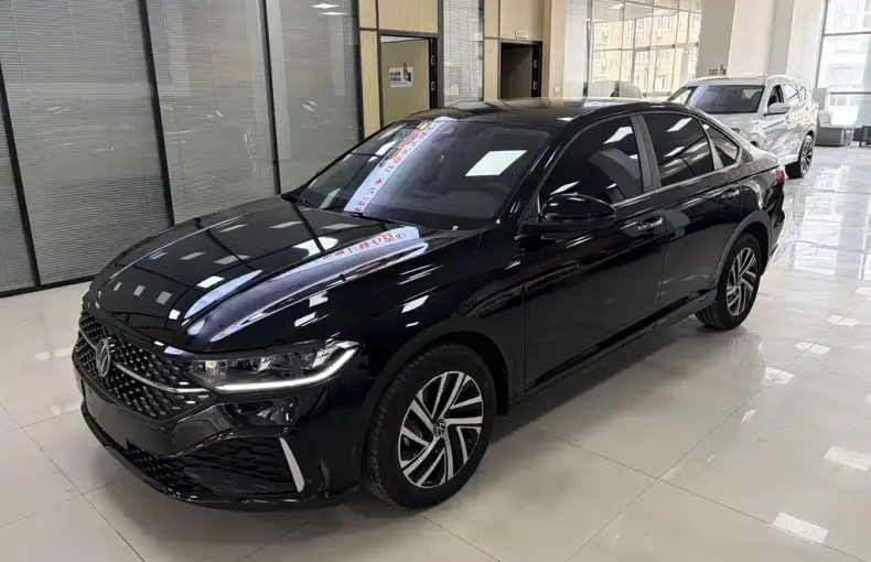 Volkswagen Lavida 2023 из Китая