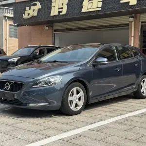 Volvo V40 2017 из Китая