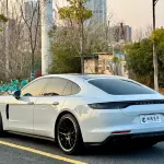 Porsche Panamera 2023 из Китая