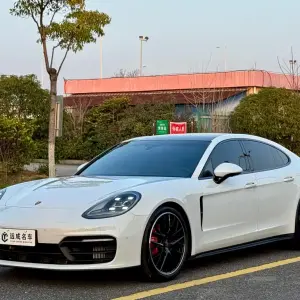 Porsche Panamera 2023 из Китая