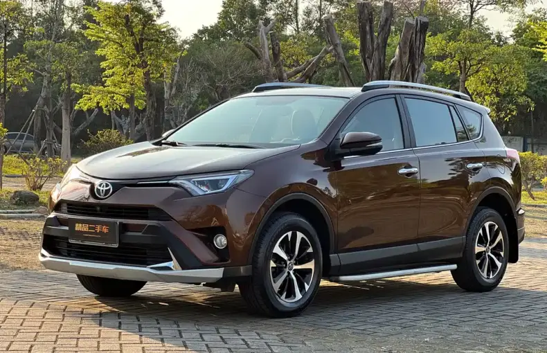 Toyota RAV4 2017 из Китая