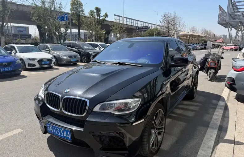 BMW X6 M 2014 из Китая