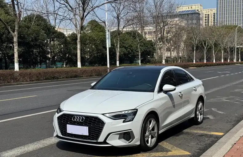 Audi A3 2021 из Китая