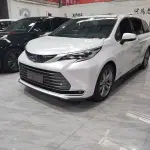 Toyota Sienna 2023 из Китая