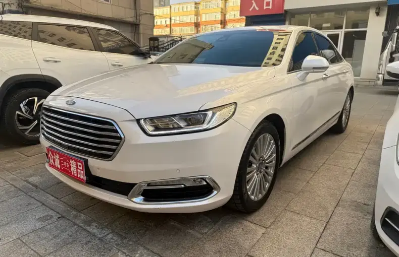 Ford Taurus 2016 из Китая