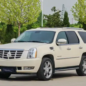 Cadillac Escalade 2007 из Китая