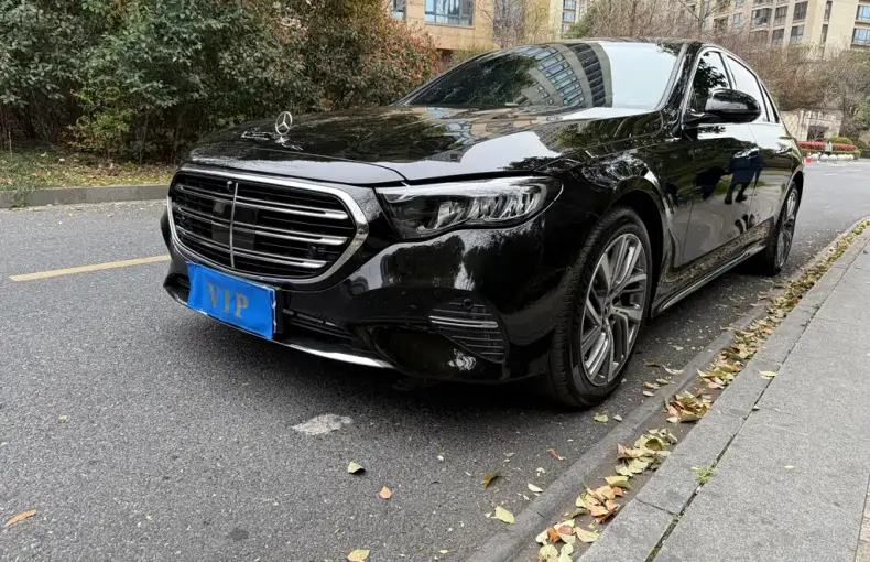 Mercedes-Benz E-Class 2026 из Китая