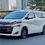 Toyota Vellfire 2020 из Китая