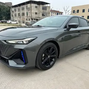 Changan UNI-V 2022 из Китая