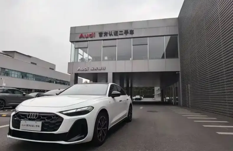 Audi 奥迪A5L 2025 из Китая