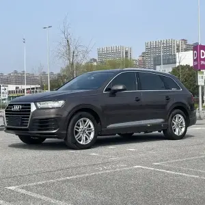 Audi Q7 2016 из Китая