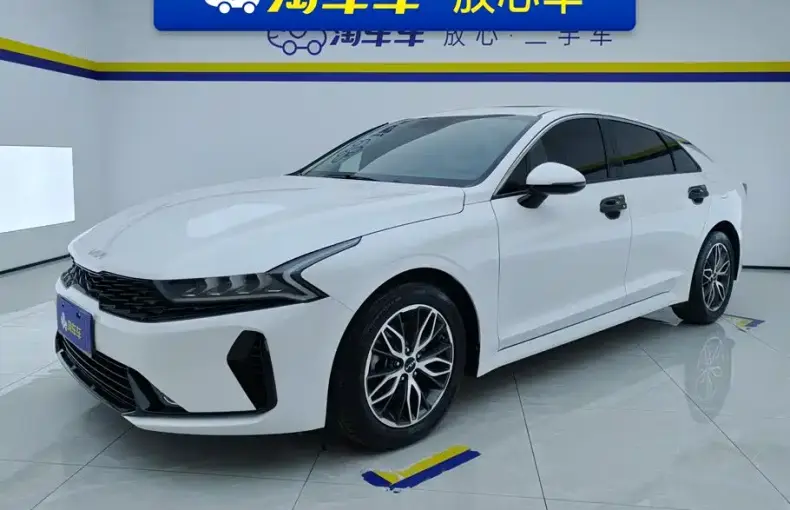 Kia K5 2022 из Китая