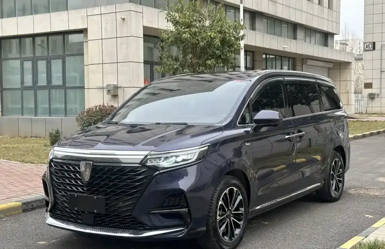 Roewe iMAX8 2022 из Китая
