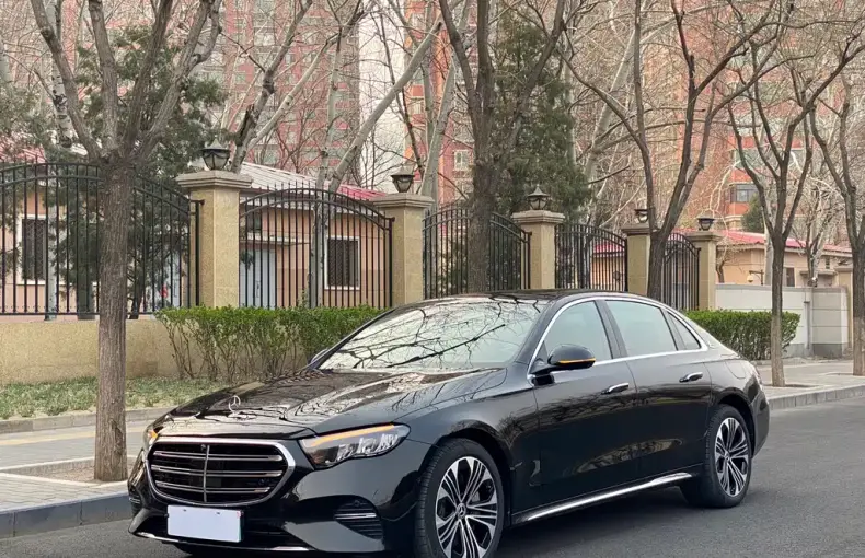 Mercedes-Benz E-Class New Energy 2024 из Китая