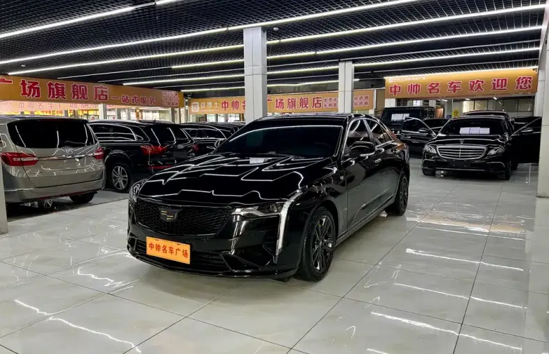 Cadillac CT4 2022 из Китая