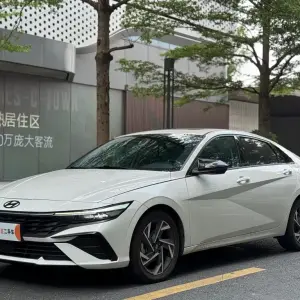 Hyundai Elantra 2024 из Китая