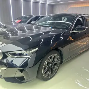 BMW 5 Series 2025 из Китая