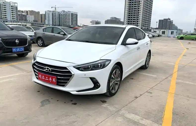 Hyundai Elantra 2017 из Китая