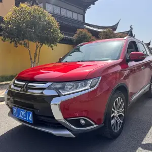 Mitsubishi Outlander 2017 из Китая